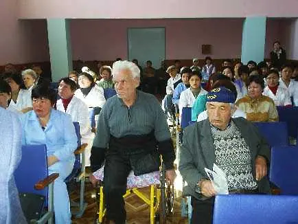 Директор на интернат продаде двама инвалиди за $500 в Киргизстан