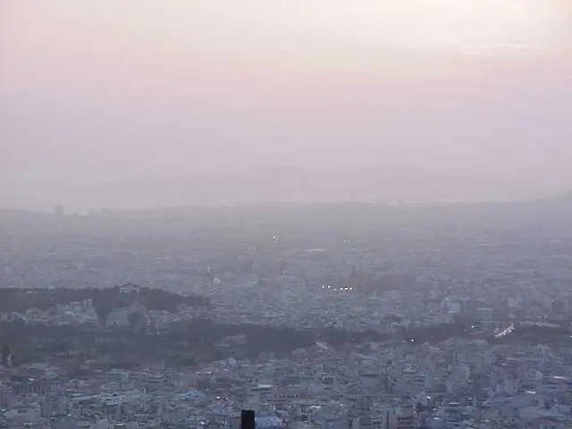 Извънредни еко мерки в Гърция заради мръсен въздух
