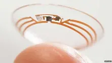 Google разработва умни контактни лещи