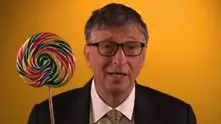 Бил Гейтс стана ....пиленце, в името на благотворителна кампания