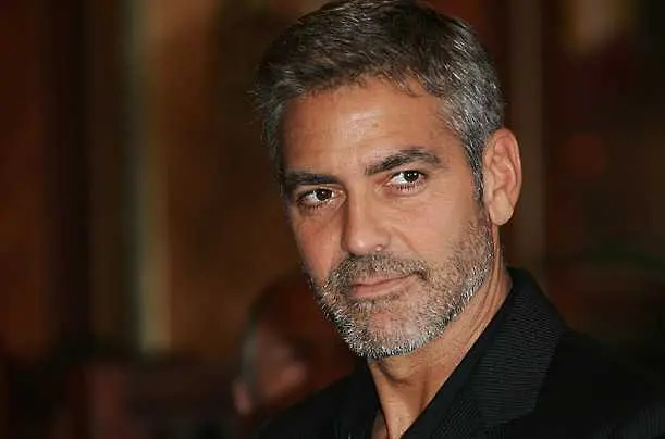 Джордж Клуни си търси партньорка срещу 10 долара