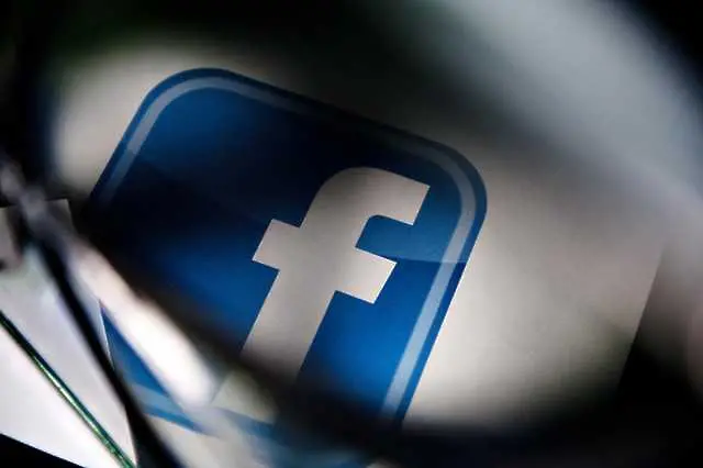 Съдят Facebook за сканиране на лични съобщения