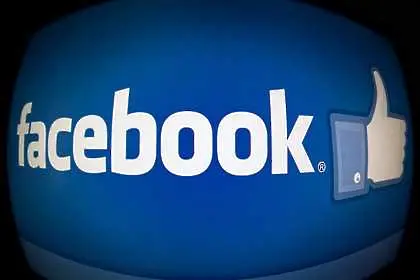 Facebook спира спонсорираните новини от април