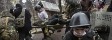 Над 100 са вече загиналите в Украйна, ЕС налага оръжейно ембарго