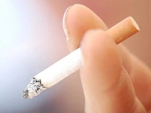 Русенец надхитри забраната за пушене