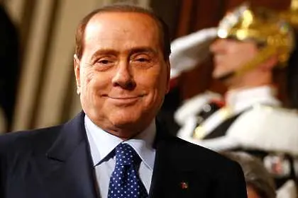Берлускони се разведе