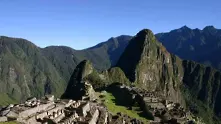 Арестуваха туристи заради голи снимки в древния град на инките