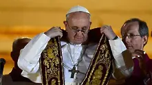 Папата се изповяда публично (видео)