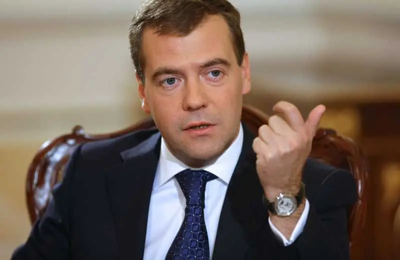 Медведев: Ако ЕС откаже руския газ, ще го пренасочим към Китай