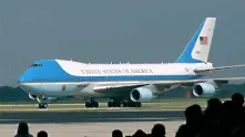 Хакери „разбиха” самолета на Обама в Русия