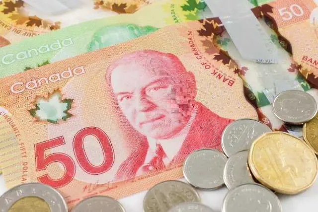 8 души с общ фиш си разделиха джакпот за 30 млн. канадски долара