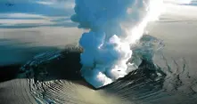 Исландски вулкан започна мощно изригване