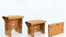 Преносимо бюро от картон се сглобява за 2 минути
