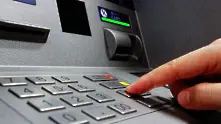 Заразени с вирус банкомати раздават пари без карта