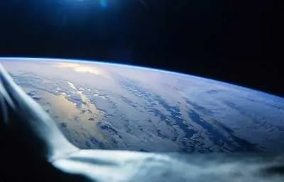 Интернет от Космоса – новият голям проект на Елън Мъск
