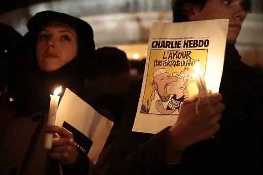 Издирват двама френски ислямисти за убийството на Charlie Hebdo