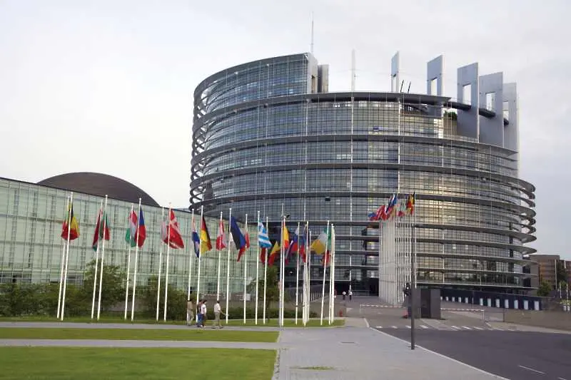 Европейският парламент в България търси студенти автори на вестник