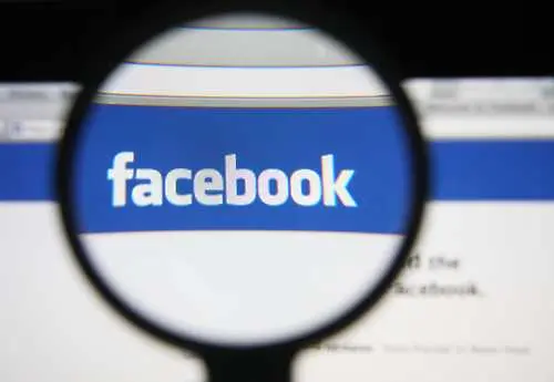 Facebook тества ново приложение за комуникация 