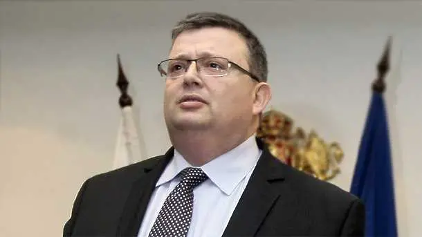 Цацаров поиска отстраняването на председателя на Софийския градски съд