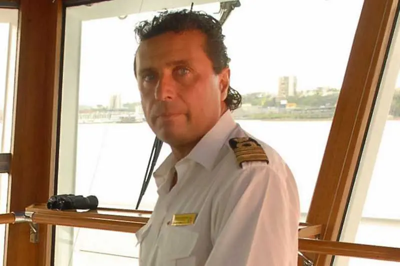 Осъдиха капитана на Коста Конкордия на 16 години затвор