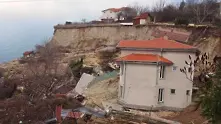 Луксозни къщи потъват край Албена