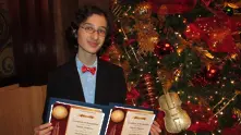13-годишен българин с първа награда от международен конкурс за пианисти