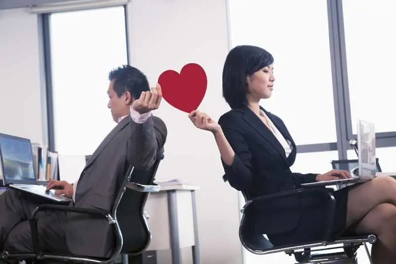 Класация посочва индустриите с най-много романтични връзки между колеги