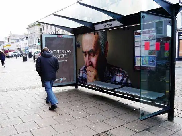 Автобусни спирки кашлят в социална кампания