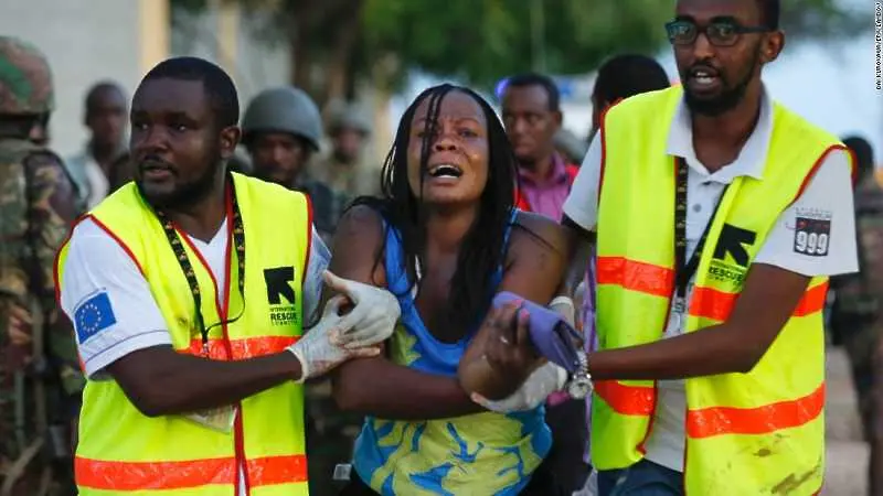 Ислямисти убиха 147 души в университет в Кения