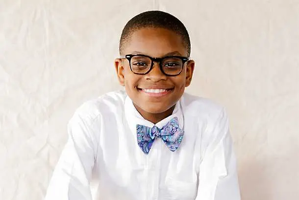 13-годишно момче в САЩ развива бизнес с папионки за $200 000