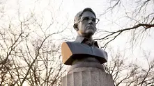 Поставиха статуя на Едуард Сноудън в Ню Йорк