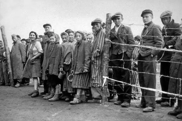 Светът отбелязва 70 години от освобождението от нацистките лагери на смъртта