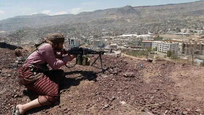 Саудитска Арабия започна операция срещу бунтовниците в Йемен