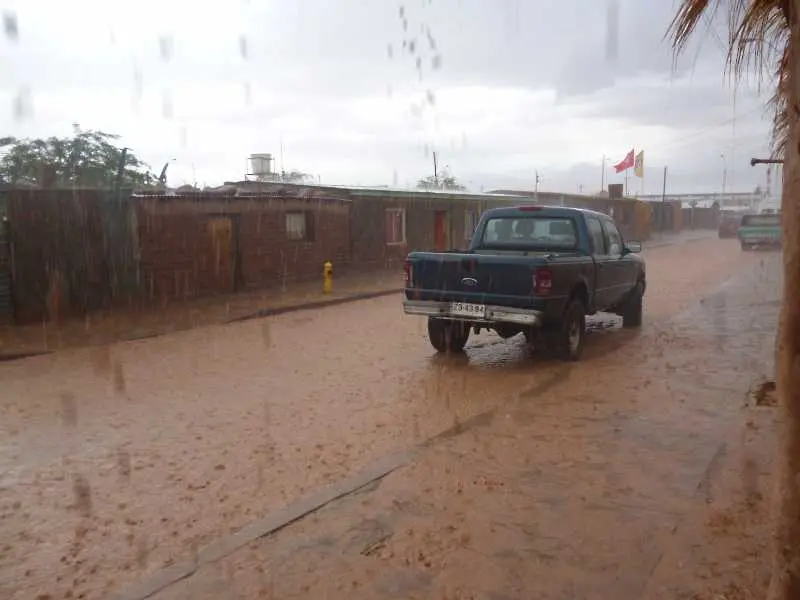 200 българи бедстват в Чили под проливен дъжд