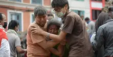 Нов трус разтърси Непал, жертвите на трагедията надминаха 1900