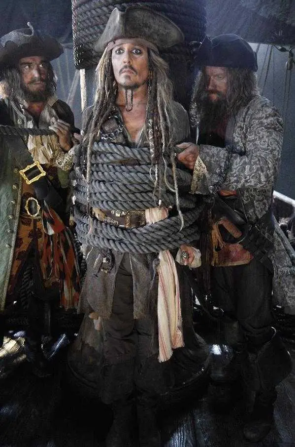 Джони Деп се върна на снимките на Карибски пирати