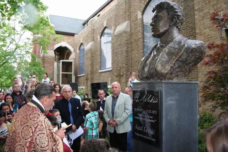  Паметник на Левски издигнаха в Чикаго