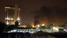 Две коли бомби избухнаха до хотели в Багдад, има жертви