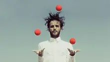 Представете си, че животът е жонглиране с пет топки
