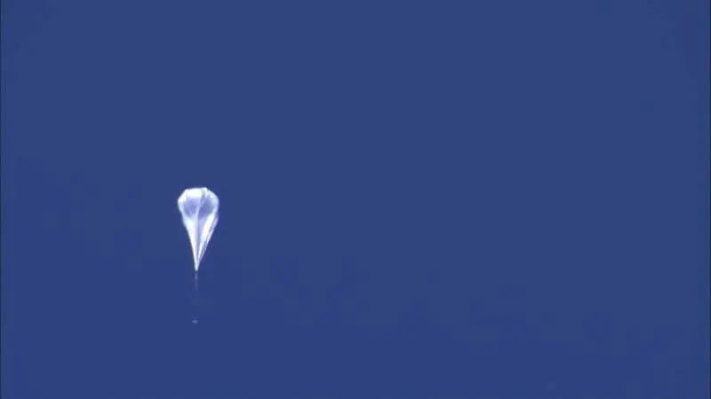 НАСА тества неуспешно парашут за Марс