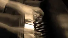 Рапсодия в синьо на четири рояла за пръв път в света