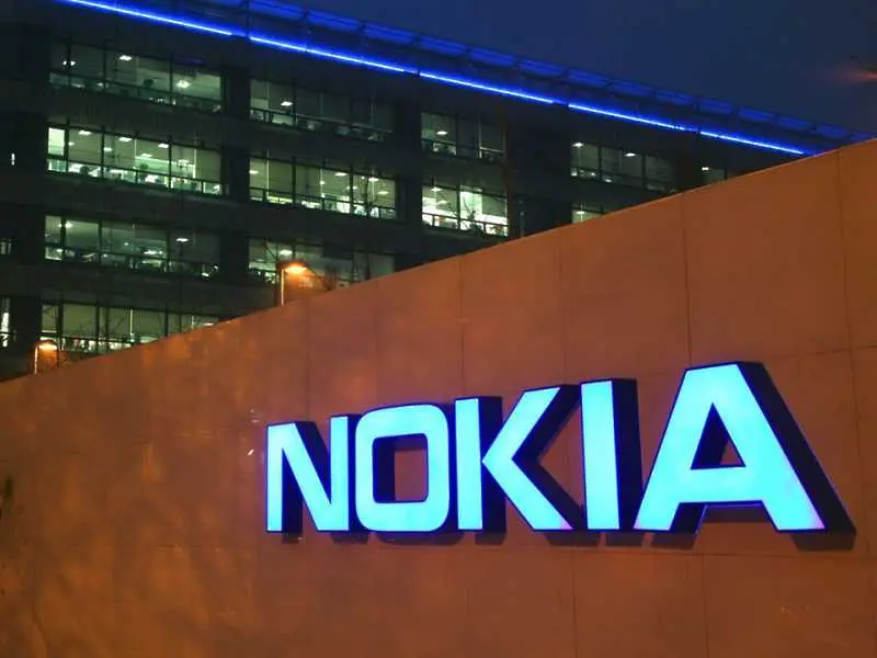 Nokia реши пак да прави телефони