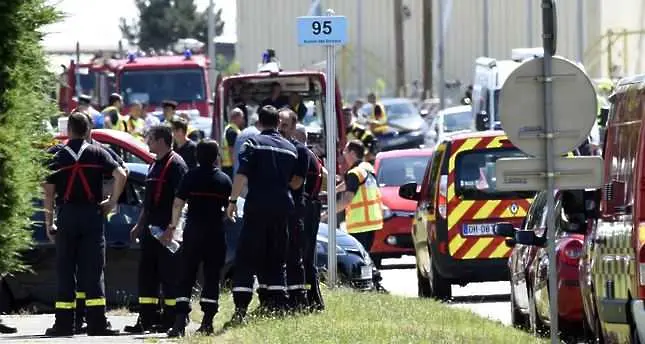 Арестуваха втори заподозрян за атаката във Франция