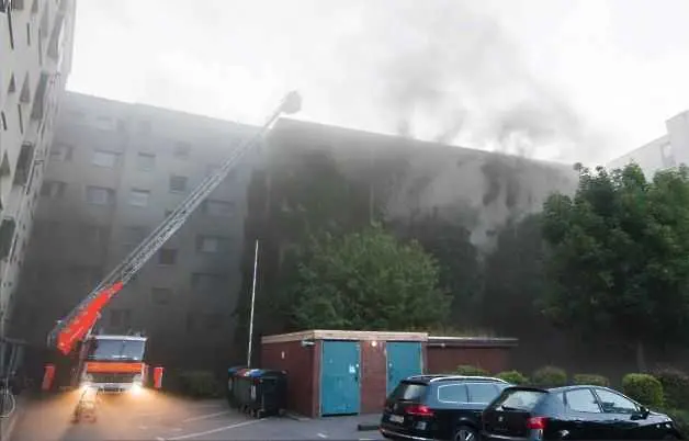 Десетки пострадаха при пожар в бункер в Хамбург