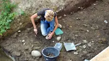Ученичка откри човешки зъб на над 500 000 години