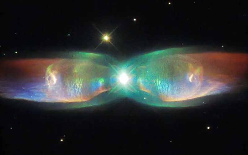 Снимка на деня: Блестящите криле на една космическа пеперуда