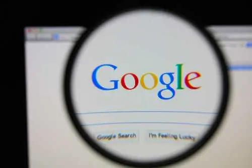 Мълнии са унищожили данни в център на Google в Белгия