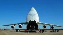 Гръцки медии: България затвори въздушното си пространство за руски самолети с помощи