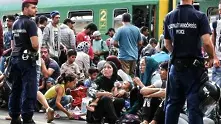 Унгария огражда границата с Хърватия, Македония обмисля мерки срещу мигрантския поток