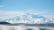 Трима български алпинисти покориха Елбрус – най-високия връх в Кавказ